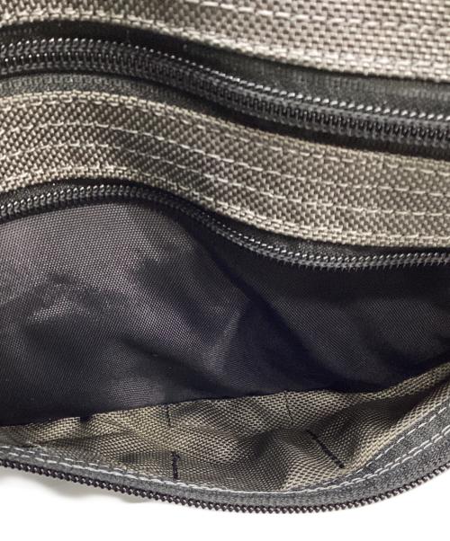 BRIEFING（ブリーフィング）BRIEFING (ブリーフィング) CLOUD SACOCHE SHOULDER BAG STEELの古着・服飾アイテム