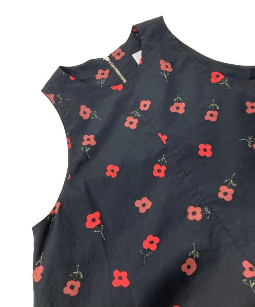 Spick and Span（スピック＆スパン）Spick and Span (スピックアンドスパン) Higuchi *S フラワープリントワンピース ブラック サイズ:36の古着・服飾アイテム