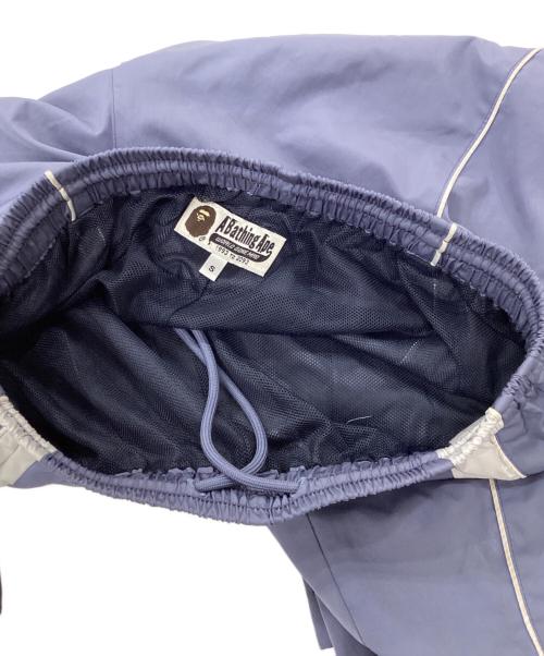 A BATHING APE（ア ベイシング エイプ）A BATHING APE (ア ベイシング エイプ) LOGO NYLON TRACK PANTS ネイビー サイズ:Sの古着・服飾アイテム