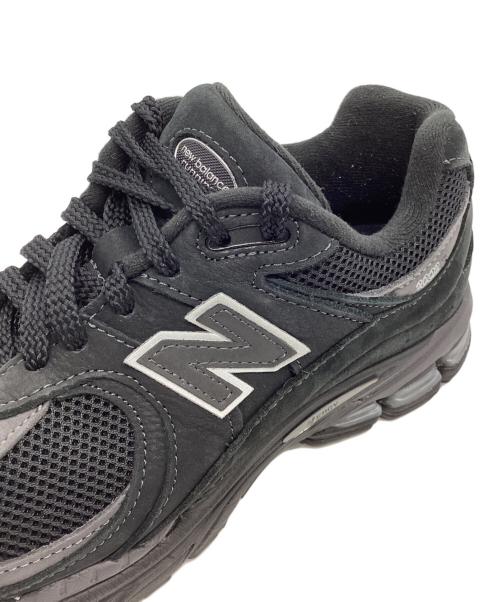 NEW BALANCE（ニューバランス）NEW BALANCE (ニューバランス) M2002RCK　ローカットスニーカー ブラック サイズ:US8の古着・服飾アイテム