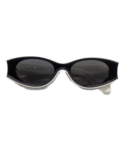 LOEWE（ロエベ）LOEWE (ロエベ) キャットアイフレーム サングラス ホワイト サイズ:52□20 145の古着・服飾アイテム