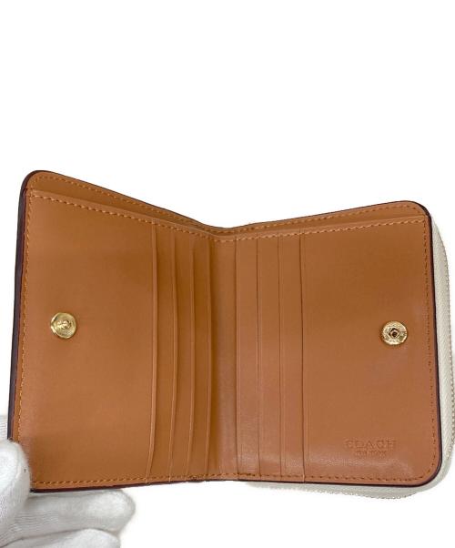 COACH（コーチ）COACH (コーチ) 2つ折り財布　CJ372 ベージュ×ブラウン サイズ:-の古着・服飾アイテム
