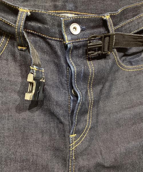 sacai（サカイ）sacai (サカイ) BELTED STRAIGHT DENIM インディゴ サイズ:2の古着・服飾アイテム