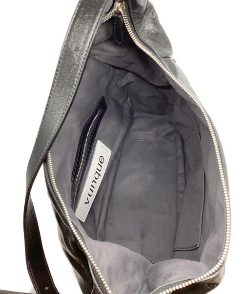 vunque（ブンク）vunque (ブンク) ショルダーバッグ ブラックの古着・服飾アイテム