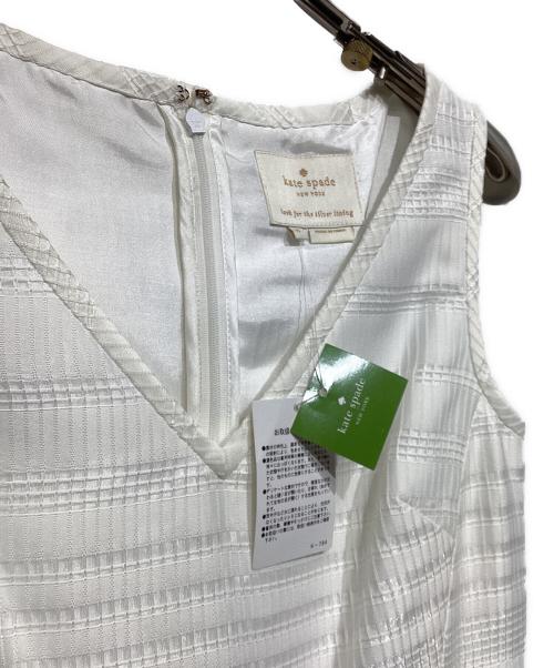 Kate Spade（ケイトスペード）Kate Spade (ケイトスペード) ribbon organza fit and flare dress ホワイト 未使用品の古着・服飾アイテム