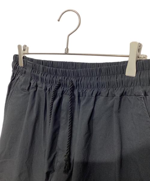 WHITE MOUNTAINEERING（ホワイトマウンテ二アニング）WHITE MOUNTAINEERING (ホワイトマウンテ二アニング) STRETCHED TAPERED SARROUEL PANTS WM2071417 ブラック サイズ:1の古着・服飾アイテム