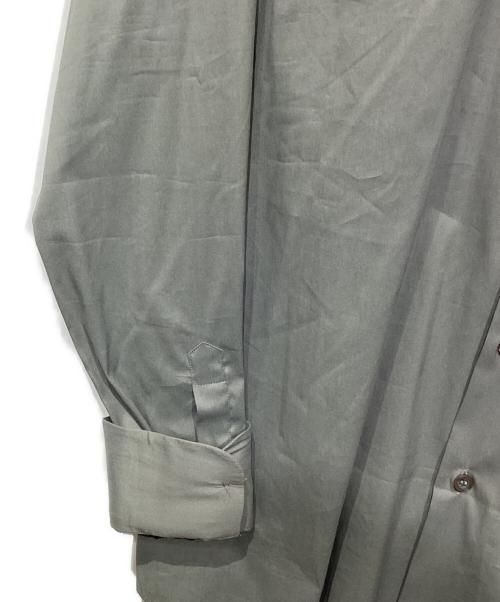 PRADA（プラダ）PRADA (プラダ) ドレスシャツ　UCM608 R102 グレー サイズ:15 1/2の古着・服飾アイテム
