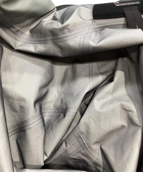 ARC'TERYX（アークテリクス）ARC'TERYX (アークテリクス) BEAMS (ビームス) WABI SABI　GORE-TEX Beta Jacket  グレー サイズ:Sの古着・服飾アイテム
