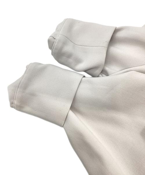 ENFOLD（エンフォルド）ENFOLD (エンフォルド) ダブルクロス1 カーブアームポロ シャツ グレー サイズ:38の古着・服飾アイテム