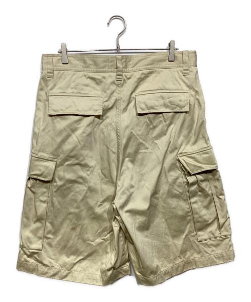 AMI Alexandre Mattiussi（アミアレクサンドルマテュッシ）AMI Alexandre Mattiussi (アミアレクサンドルマテュッシ) カーゴポケットショーツ ベージュ サイズ:XLの古着・服飾アイテム