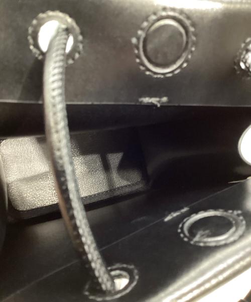 YAHKI（ヤーキ）YAHKI (ヤーキ) ダブルフェイスレザーハンドバッグ ブラックの古着・服飾アイテム