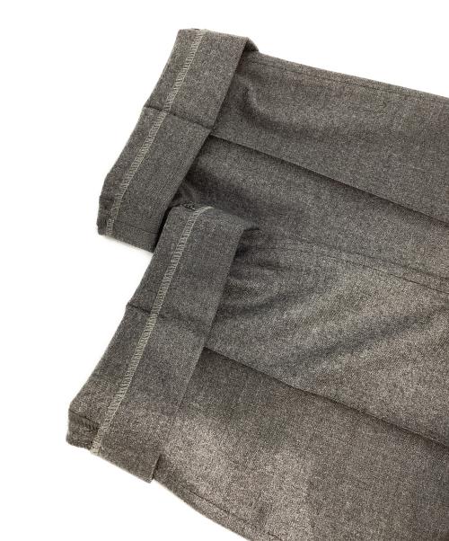 INCOTEX（インコテックス）INCOTEX (インコテックス) International Gallery (インターナショナルギャラリー) センタープレスパンツ グレー サイズ:46の古着・服飾アイテム