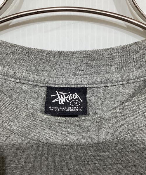 stussy（ステューシー）stussy (ステューシー) BERLIN '89　プリントTシャツ グレー サイズ:Sの古着・服飾アイテム