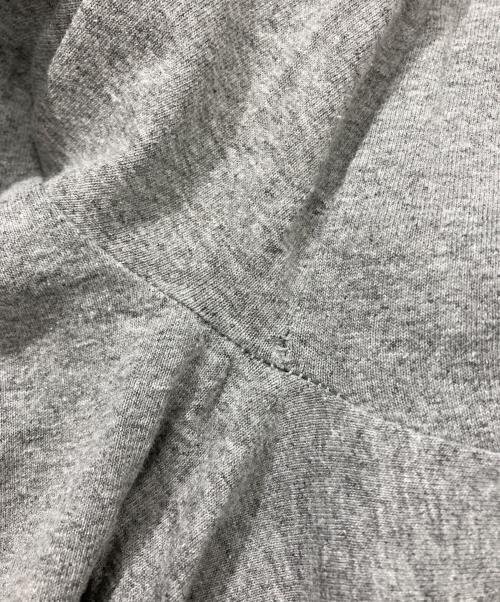 stussy（ステューシー）stussy (ステューシー) BERLIN '89　プリントTシャツ グレー サイズ:Sの古着・服飾アイテム
