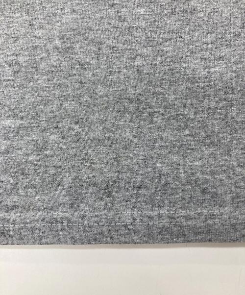 stussy（ステューシー）stussy (ステューシー) BERLIN '89　プリントTシャツ グレー サイズ:Sの古着・服飾アイテム