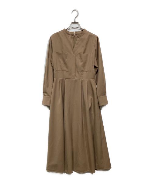 allureville（アルアバイル）allureville (アルアバイル) スタンドカラータックワンピース　20242014270 ブラウン サイズ:1 未使用品の古着・服飾アイテム