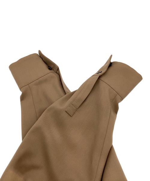 allureville（アルアバイル）allureville (アルアバイル) スタンドカラータックワンピース　20242014270 ブラウン サイズ:1 未使用品の古着・服飾アイテム