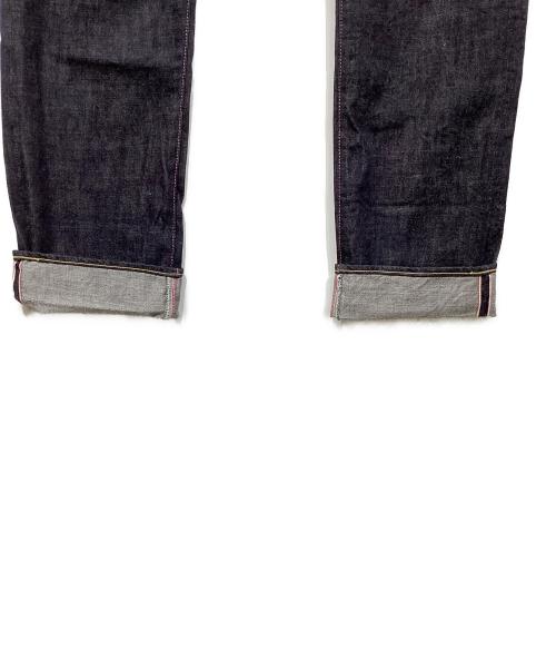 MOMOTARO JEANS（桃太郎ジーンズ）MOMOTARO JEANS (桃太郎ジーンズ) ウルトラマンタロウ　コラボ　デニムパンツ インディゴ サイズ:36の古着・服飾アイテム