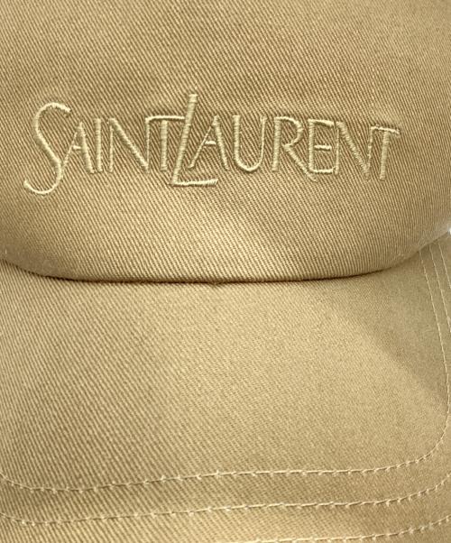 Saint Laurent Paris（サンローランパリ）Saint Laurent Paris (サンローランパリ) エンブロイダリーベースボールキャップ ベージュの古着・服飾アイテム