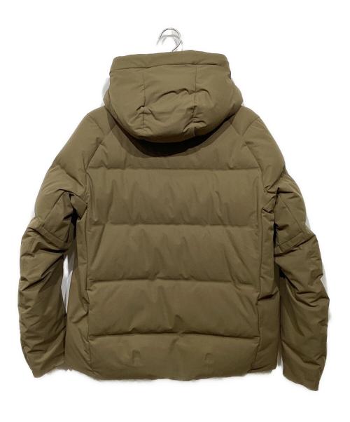DESCENTE ALLTERRAIN（デザイント オルテライン）DESCENTE ALLTERRAIN JOURNAL STANDARD (ジャーナルスタンダード) 別注 MOUNTAINEER MIZUSAWA DOWN JACKET　DX-G0392JS ベージュ サイズ:Mの古着・服飾アイテム