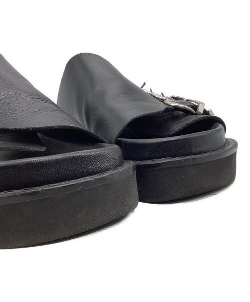 TOGA（トーガ）TOGA (トーガ) レザーバックルベルトサンダル ブラック サイズ:37の古着・服飾アイテム