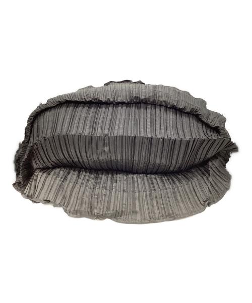 PLEATS PLEASE（プリーツプリーズ）PLEATS PLEASE (プリーツプリーズ) プリーツフリルショルダーバッグ ブラックの古着・服飾アイテム