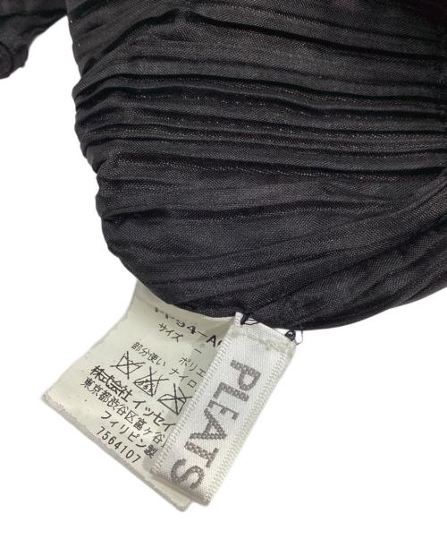 PLEATS PLEASE（プリーツプリーズ）PLEATS PLEASE (プリーツプリーズ) プリーツフリルショルダーバッグ ブラックの古着・服飾アイテム