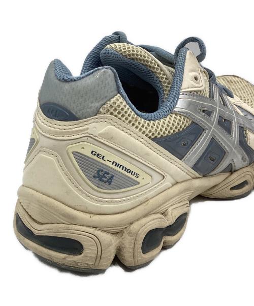asics（アシックス）asics (アシックス) WIND AND SEA (ウィンダンシー) GEL-NIMBUS 9 ローカットスニーカー　1201A801 グレー サイズ:US9 1/2の古着・服飾アイテム