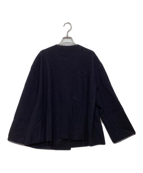 23区（ニジュウサンク）23区 (ニジュウサンク) コンプレストパイル ノーカラー アウター ネイビー サイズ:46の古着・服飾アイテム