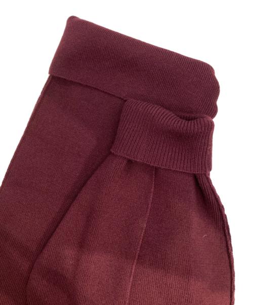 IRENE（アイレネ）IRENE (アイレネ) Asymmetry Sleeves Knit　25A81005 バーガンディー サイズ:36の古着・服飾アイテム