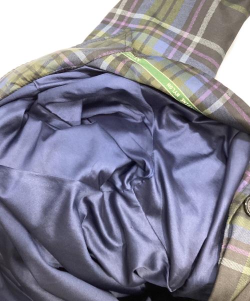 PRADA（プラダ）PRADA (プラダ) チェックナイロンコート290229 1CER マルチカラー サイズ:42の古着・服飾アイテム