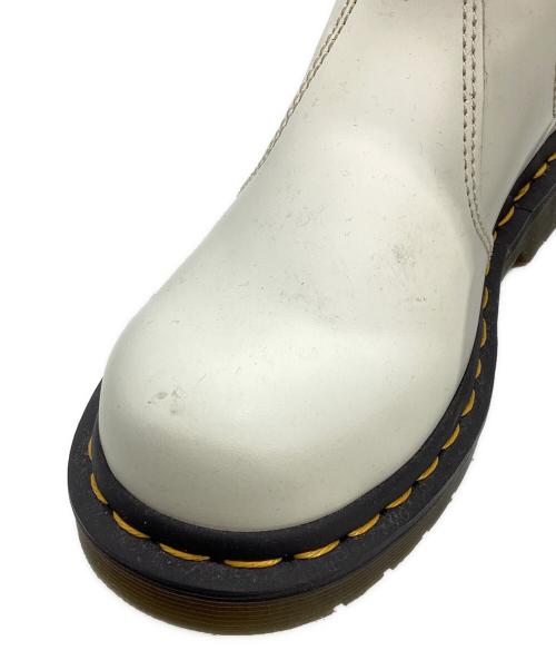 Dr.Martens（ドクターマーチン）Dr.Martens (ドクターマーチン) 2976 YS チェルシーブーツ ホワイト サイズ:UK3の古着・服飾アイテム
