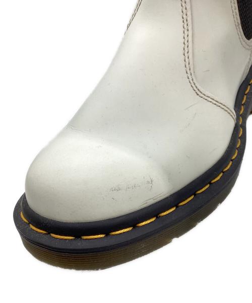 Dr.Martens（ドクターマーチン）Dr.Martens (ドクターマーチン) 2976 YS チェルシーブーツ ホワイト サイズ:UK3の古着・服飾アイテム