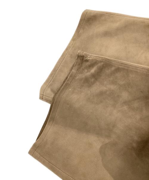 International Gallery BEAMS（インターナショナルギャラリービームス)）International Gallery BEAMS (インターナショナルギャラリービームス)) シープスエード バギーショーツ ブラウン サイズ:Mの古着・服飾アイテム