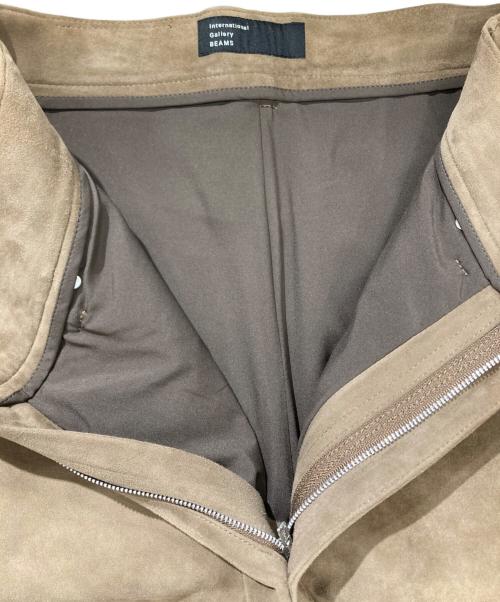 International Gallery BEAMS（インターナショナルギャラリービームス)）International Gallery BEAMS (インターナショナルギャラリービームス)) シープスエード バギーショーツ ブラウン サイズ:Mの古着・服飾アイテム