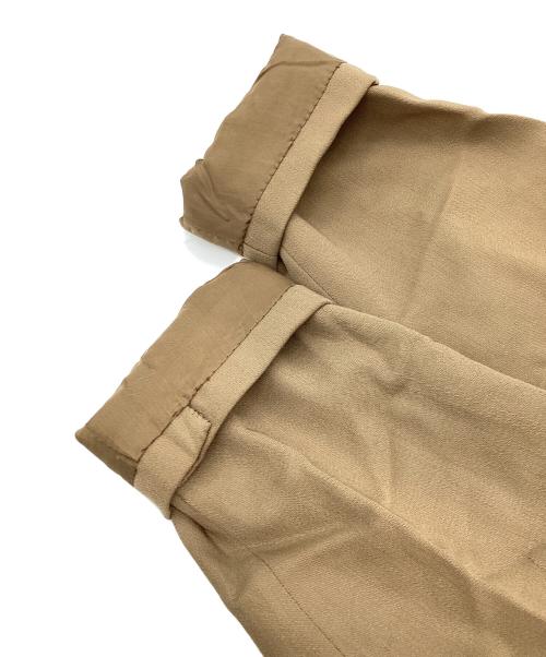 ISSEY MIYAKE（イッセイミヤケ）ISSEY MIYAKE (イッセイミヤケ) ノーカラー1Bジャケット ベージュ サイズ:Mの古着・服飾アイテム