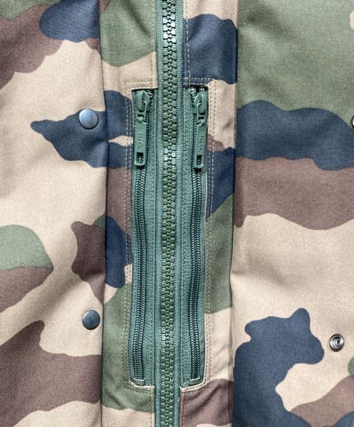 VTN（ブイティーエヌ）VTN (ブイティーエヌ) フランス軍　カモフラ柄ジャケット グリーン サイズ: 120Lの古着・服飾アイテム