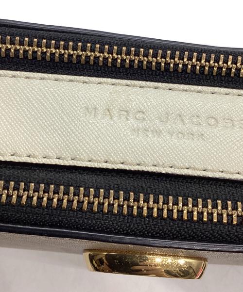 MARC JACOBS（マークジェイコブス）MARC JACOBS (マークジェイコブス) The Snapshotショルダーバッグ ブラウン×ホワイトの古着・服飾アイテム