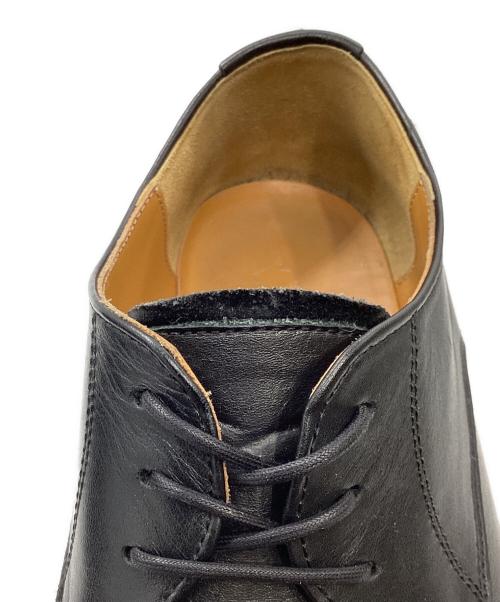TOMO & CO（トモアンドシーオー）TOMO & CO (トモアンドシーオー) Asymmetric Service Shoes ブラック サイズ:26の古着・服飾アイテム