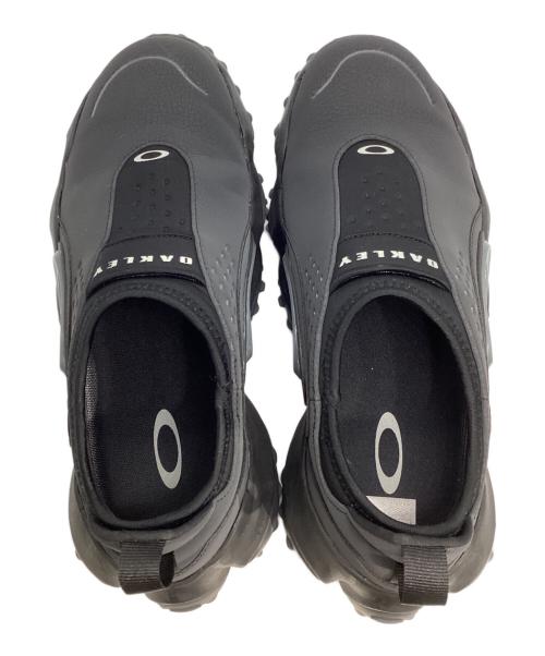 OAKLEY（オークリー）OAKLEY (オークリー) Edge Icon ローカットスニーカー グレー×ブラック サイズ:US8の古着・服飾アイテム