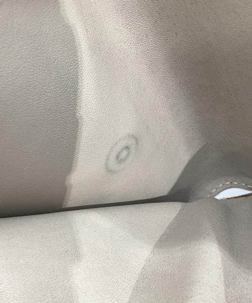 LOEWE（ロエベ）LOEWE (ロエベ) トライフォールドウォレット ベージュの古着・服飾アイテム