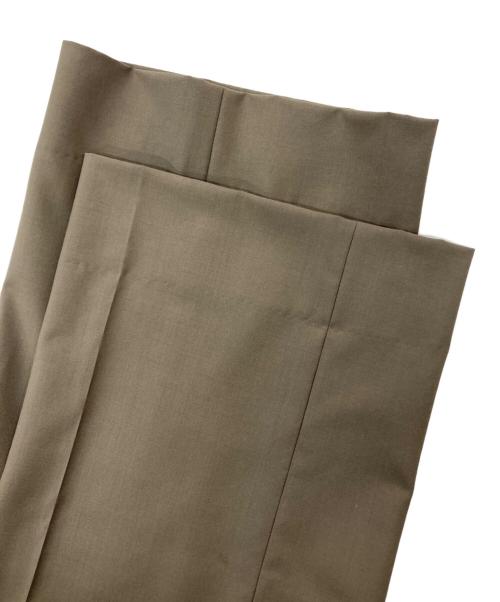 H BEAUTY&YOUTH（エイチ ビューティー&ユース）H BEAUTY&YOUTH (エイチ ビューティー&ユース) ハイデンシティ トロピカルウール フレアスラックス　1214-177-9529 カーキ サイズ:Mの古着・服飾アイテム