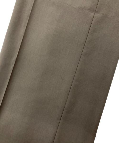 H BEAUTY&YOUTH（エイチ ビューティー&ユース）H BEAUTY&YOUTH (エイチ ビューティー&ユース) ハイデンシティ トロピカルウール フレアスラックス　1214-177-9529 カーキ サイズ:Mの古着・服飾アイテム