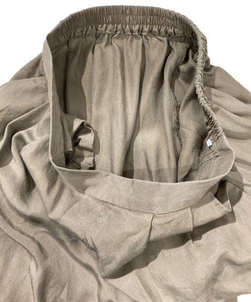 GALLARDA GALANTE（ガリャルダガランテ）GALLARDA GALANTE (ガリャルダガランテ) サテンカーゴパンツGGZ1051402A0004 ベージュの古着・服飾アイテム