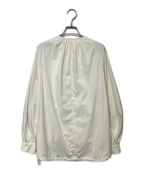 23区（ニジュウサンク）23区 (ニジュウサンク) ナイロン2WAYストレッチ ブルゾン　JKWOCM0308 ホワイト サイズ:38の古着・服飾アイテム