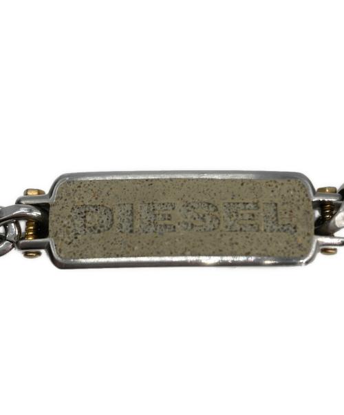 DIESEL（ディーゼル）DIESEL (ディーゼル) ロゴプレートブレスレット シルバーの古着・服飾アイテム