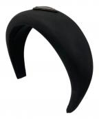 PRADAプラダ）の古着「三角ロゴプレート カチューシャ」｜ブラック