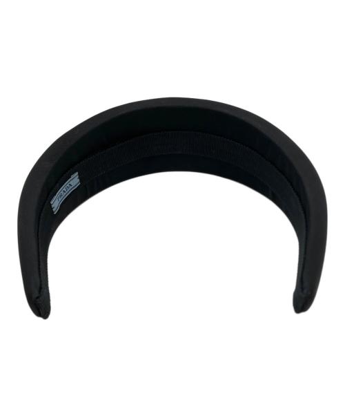 PRADA（プラダ）PRADA (プラダ) 三角ロゴプレート カチューシャ ブラックの古着・服飾アイテム