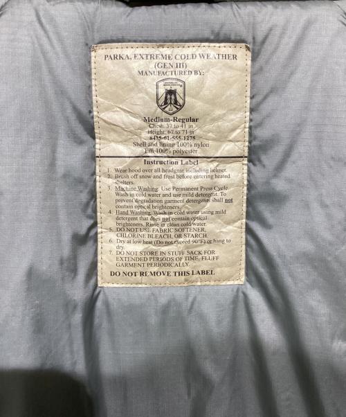 US ARMY（ユーエスアーミー）US ARMY (ユーエスアーミー) ECWCS GEN3 LEVEL7 8415-01-555-1275 カーキ サイズ:Mの古着・服飾アイテム