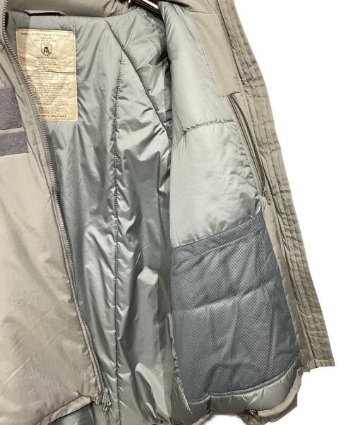 US ARMY（ユーエスアーミー）US ARMY (ユーエスアーミー) ECWCS GEN3 LEVEL7 8415-01-555-1275 カーキ サイズ:Mの古着・服飾アイテム